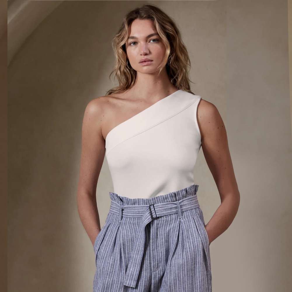 Banana Republic Minimalist Ivory Asymmetrical One-Shoulder Blouse | Size M